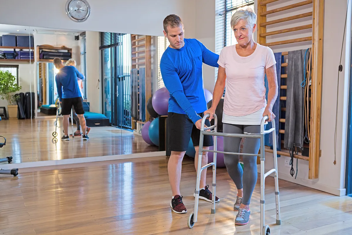 توانبخشی بعد از جراحی دیسک کمر با فیزیوتراپی